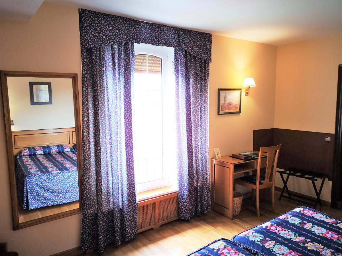Hotel Y Casona El Carmen Perlora Dış mekan fotoğraf
