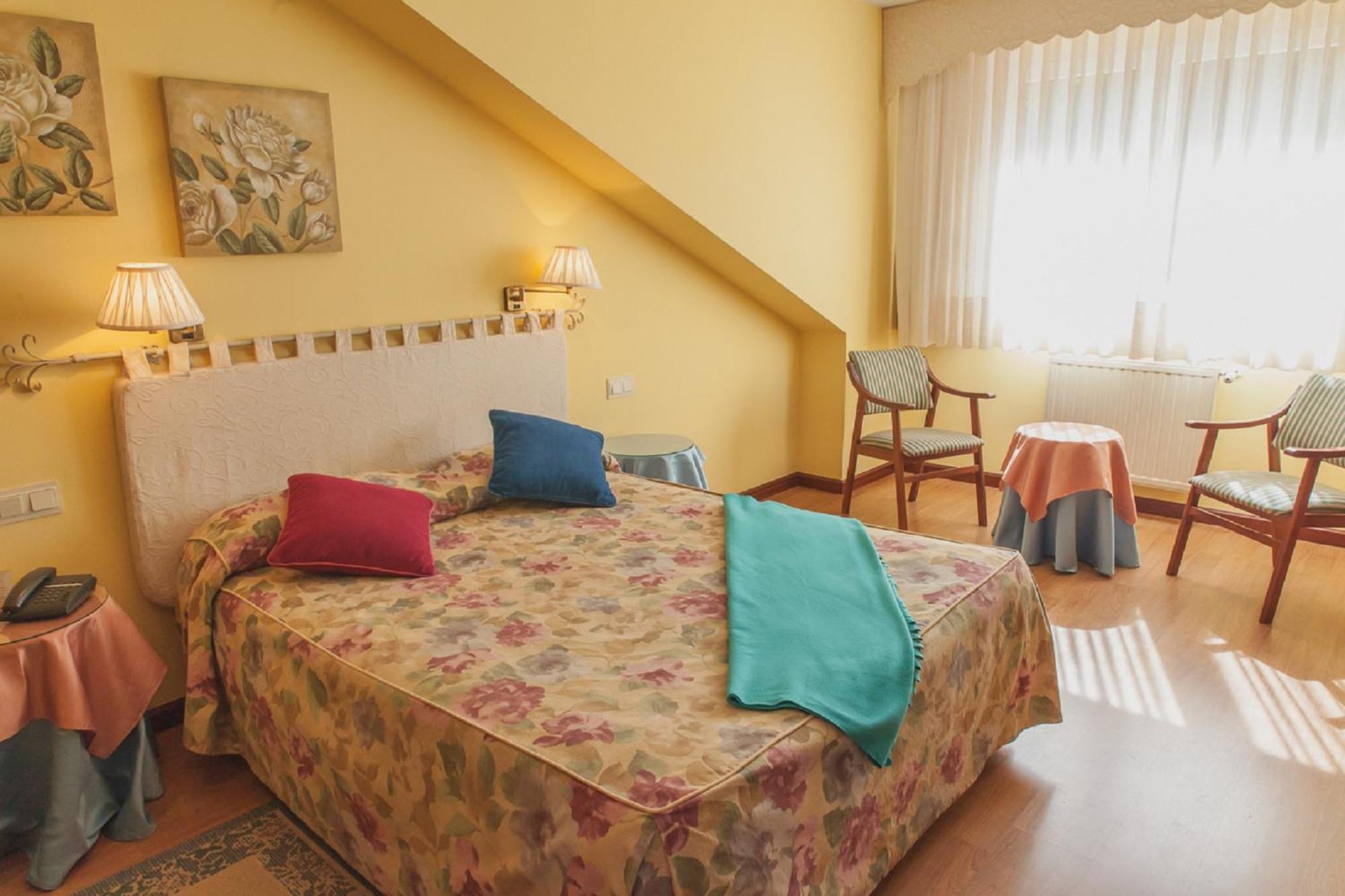 Hotel Y Casona El Carmen Perlora Oda fotoğraf